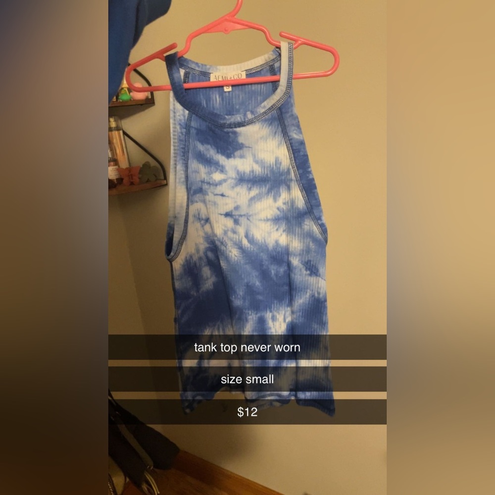 Sleeveless Tank Top